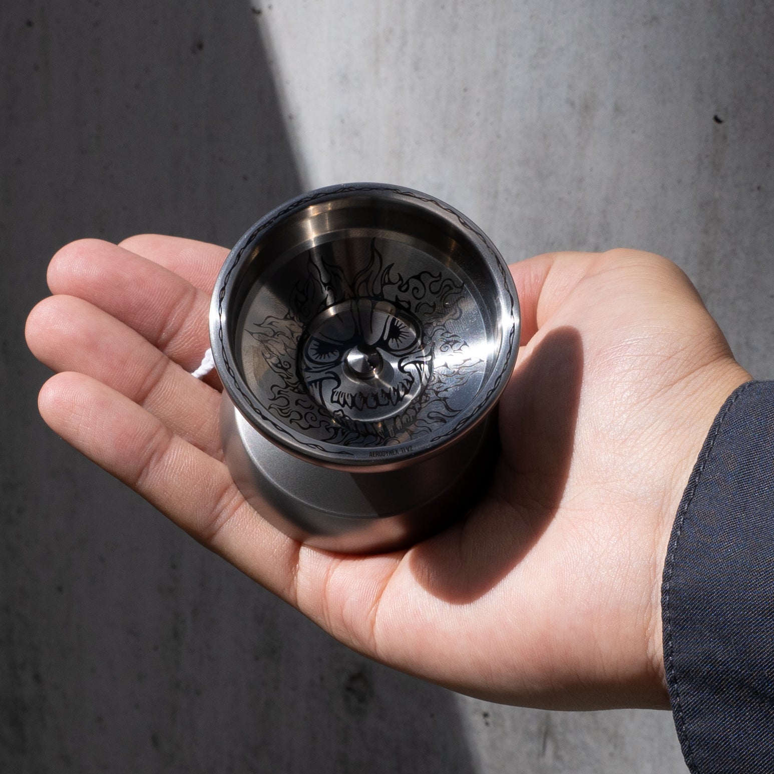 Aerodynex Ti V2 / Navy Engrave