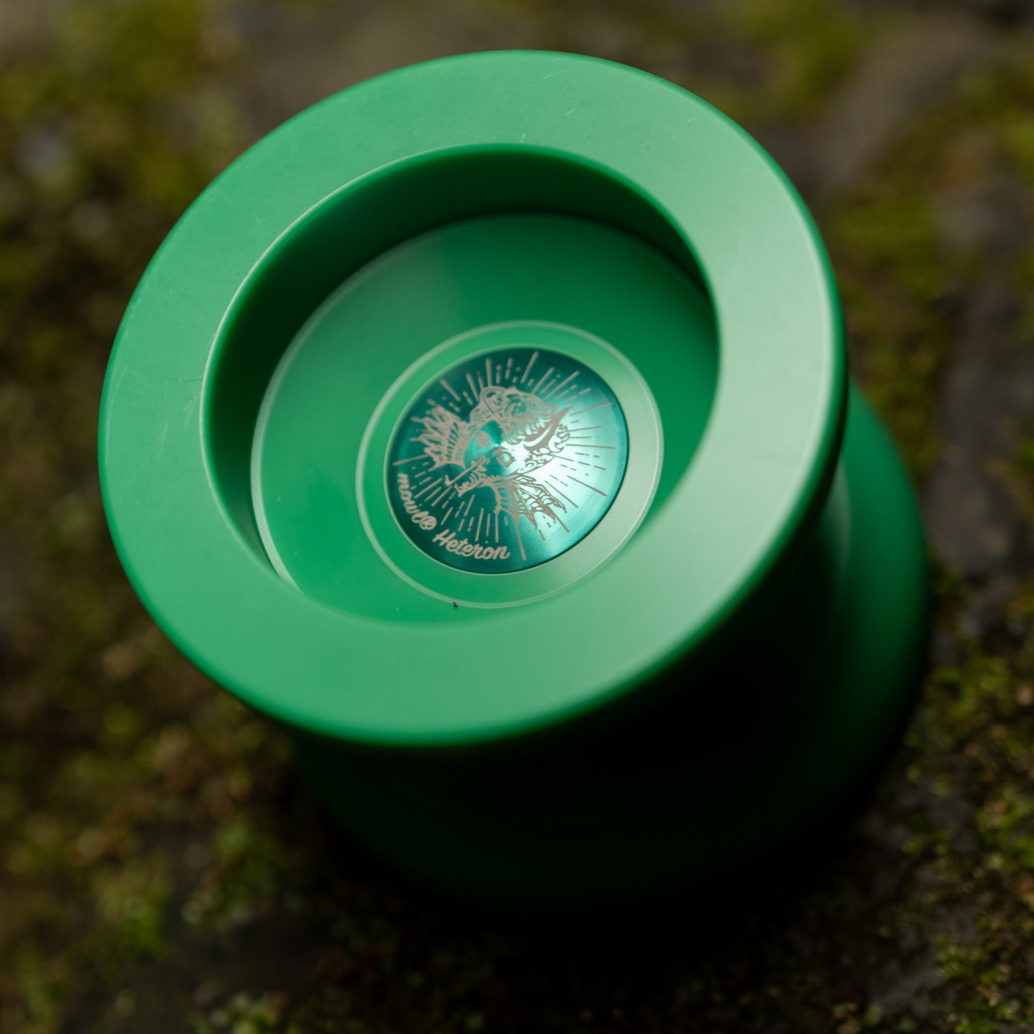 "Heteron" Regular Logo / Green (Green Hub)