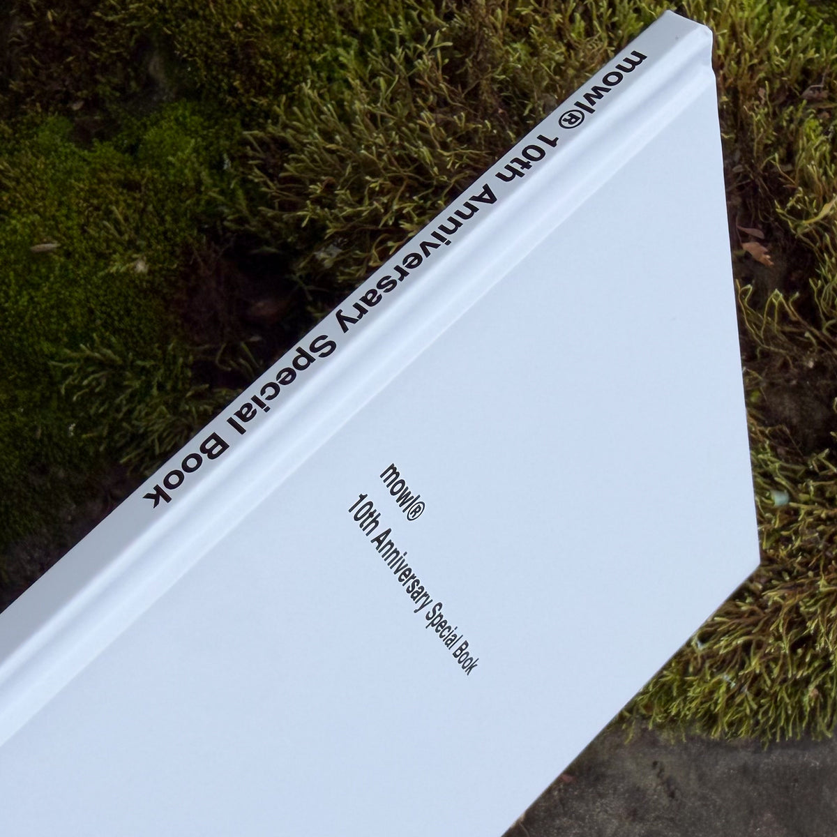 M Wide 10th Anniversary Edition with mowl 10th Anniversary Special Book