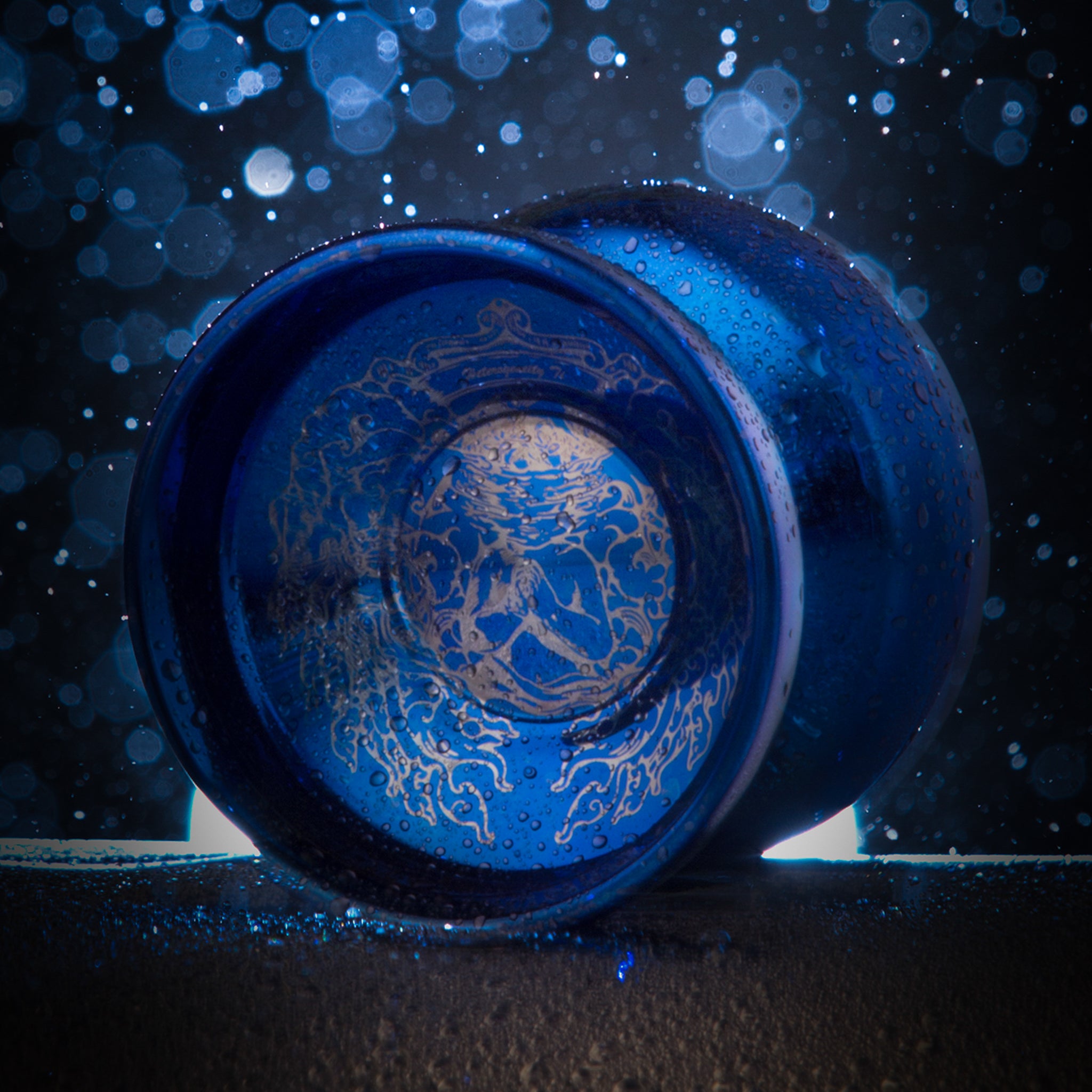 Heterogeneity Ti / Polished Royal Blue / Gold Engraving