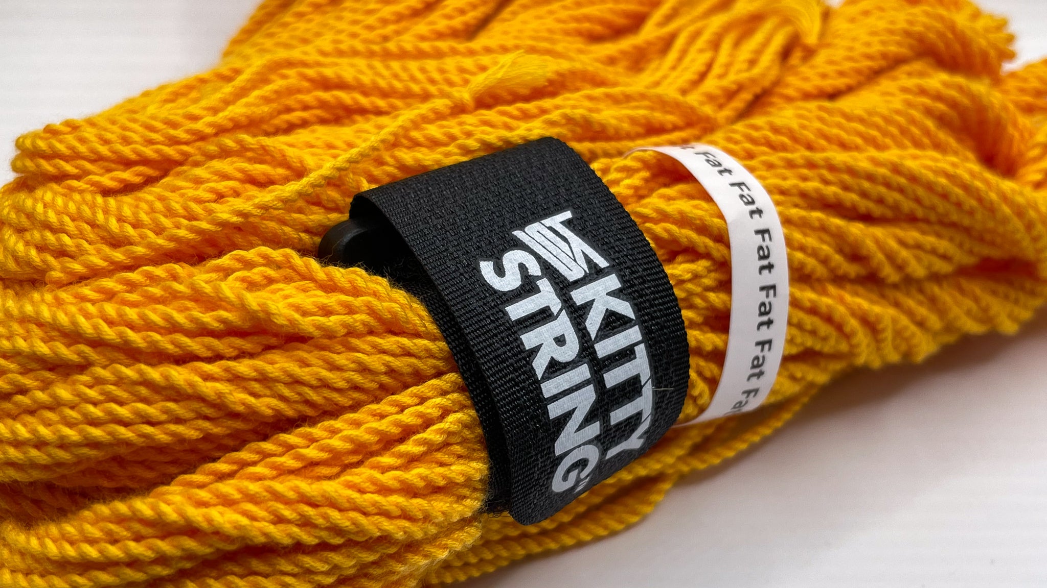 【新色】11月13日(土)発売 mowl Strings Gold