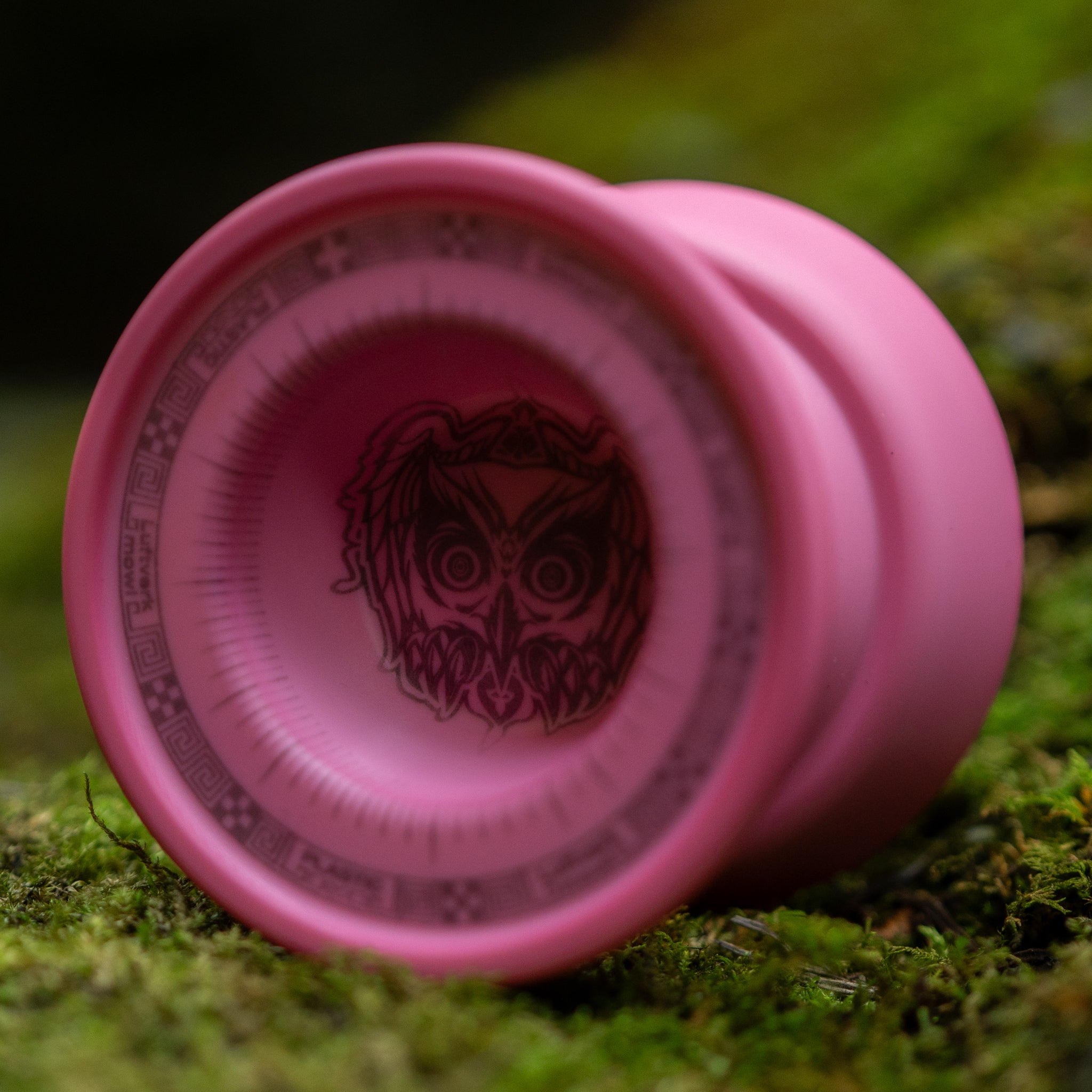 Plastic M by Luftverk – OWL Edition (Pink)