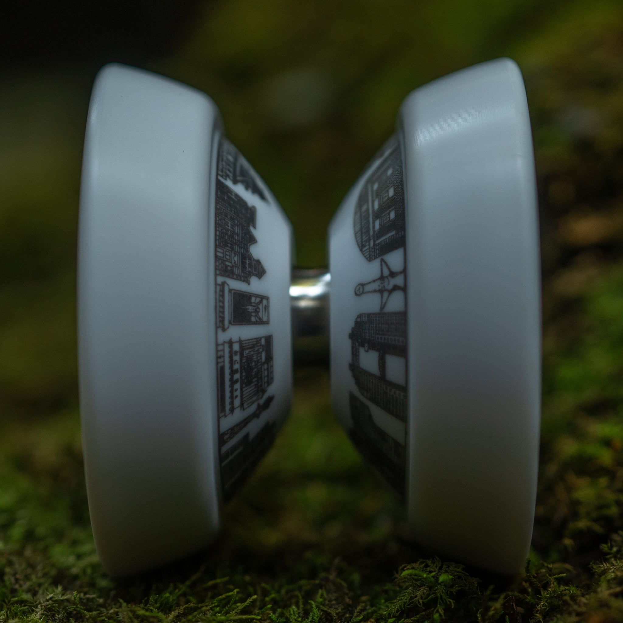 "Plastic M" mowl Osaka ast Anniversary Edition / White