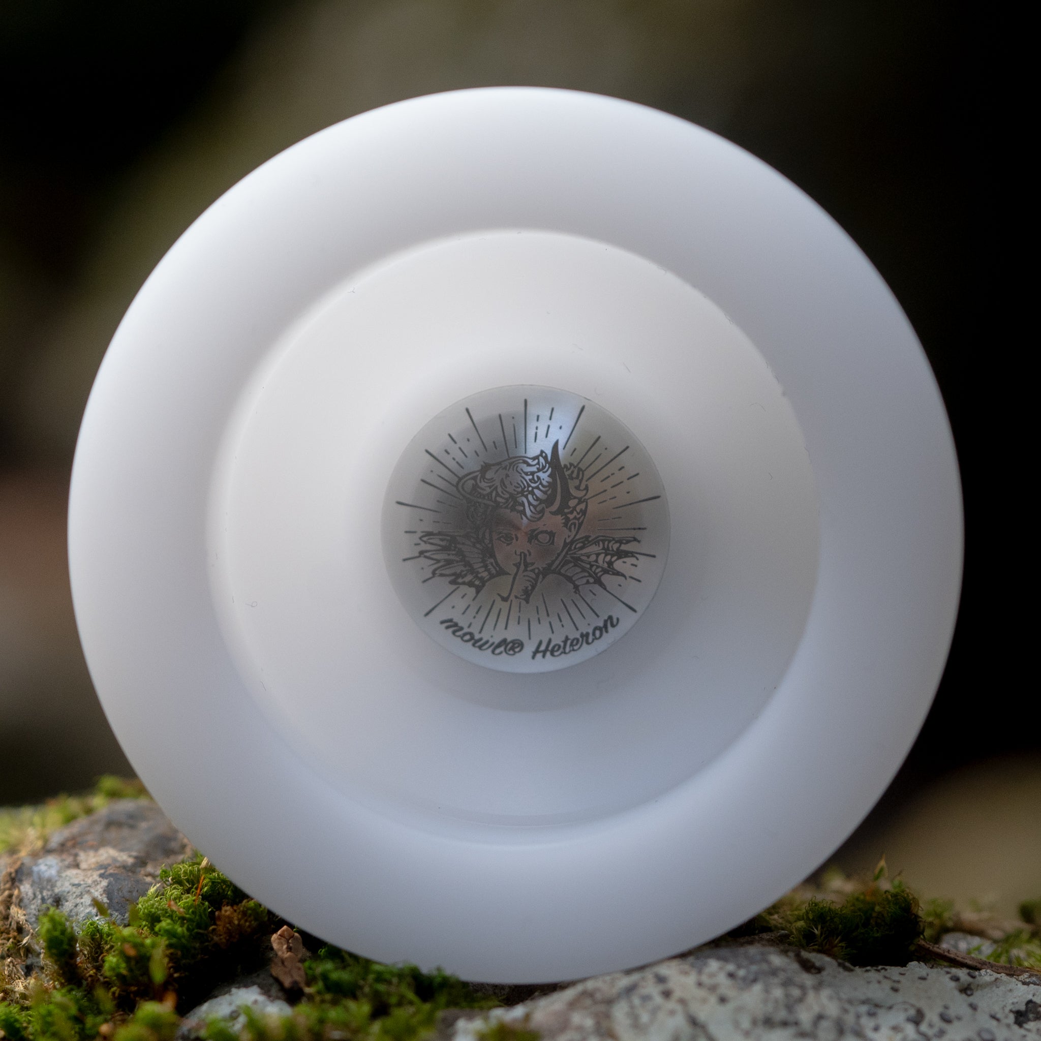 "Heteron" Regular Logo / White (Silver Hub)