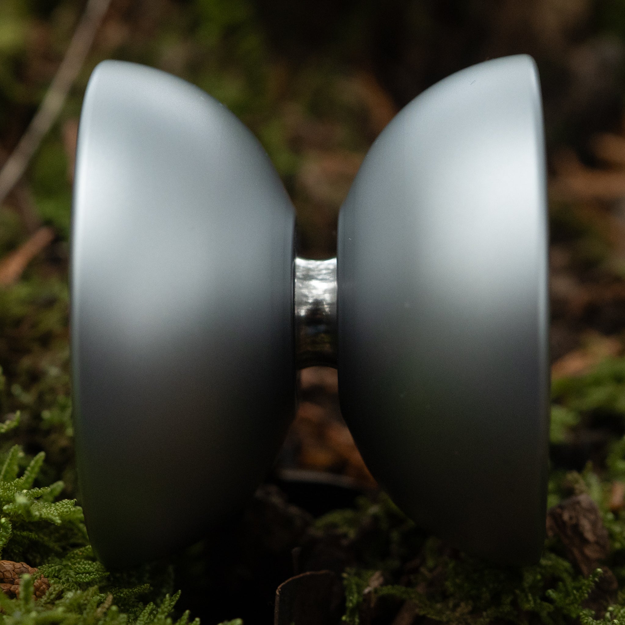 【2月21日(土) 20時頃 発売開始】 Q / Moonlight