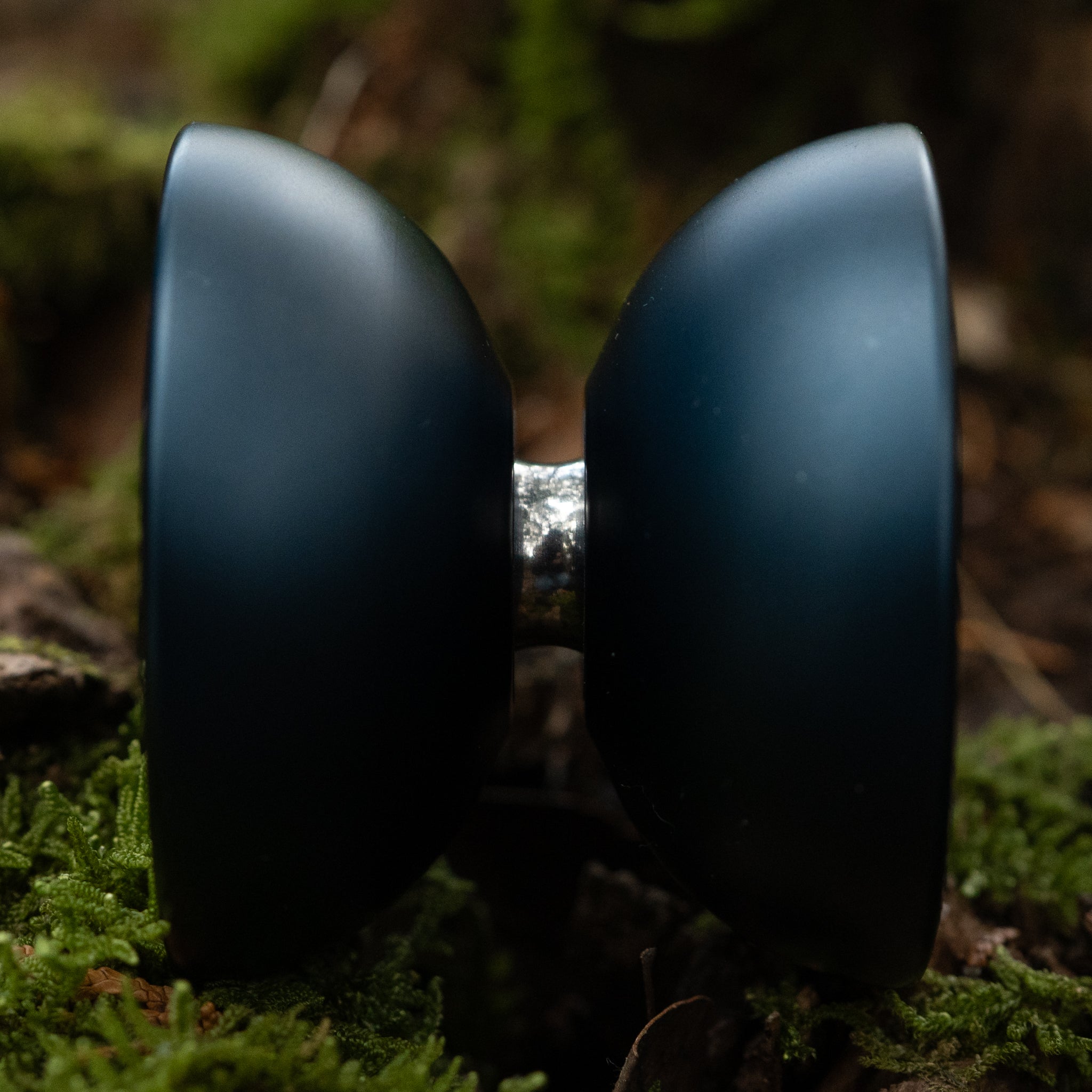 【2月21日(土) 20時頃 発売開始】 Q / Nightfall