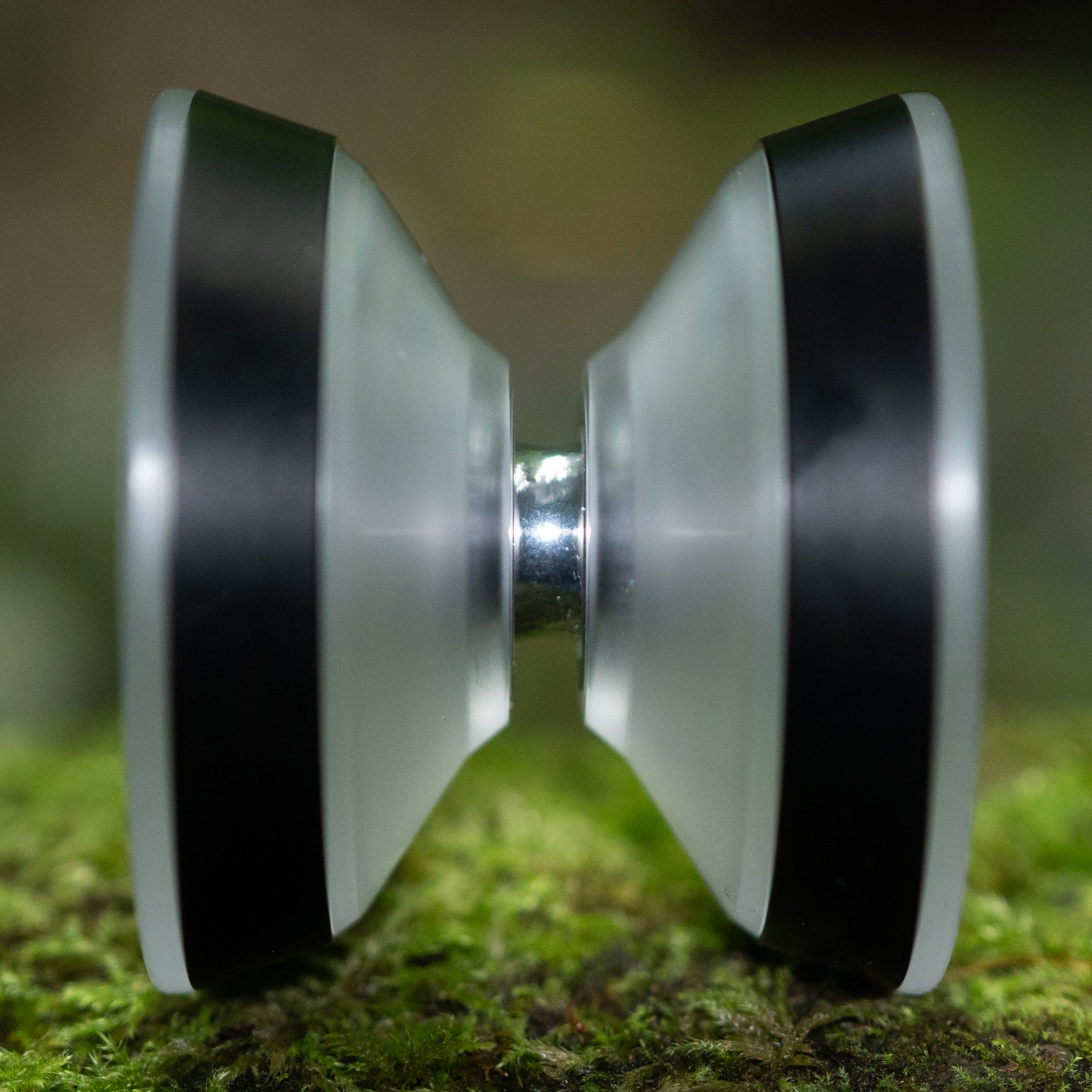 Aero | Clear / Matt Black Rim