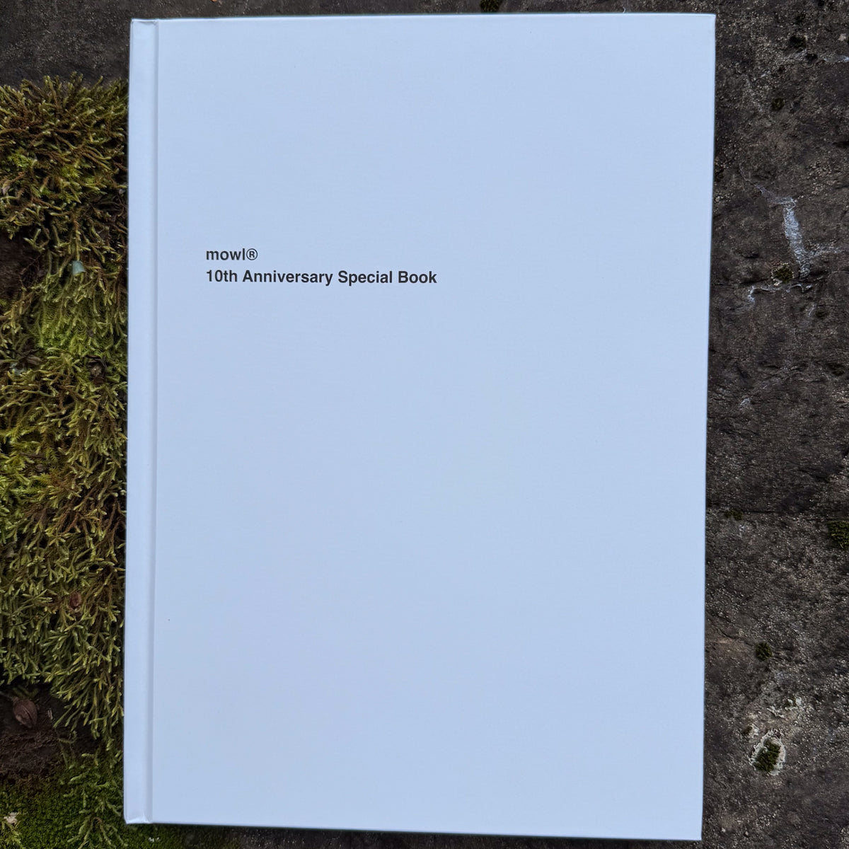 M Wide 10th Anniversary Edition with mowl 10th Anniversary Special Book
